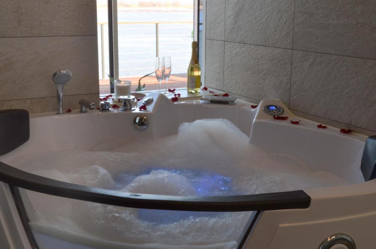Luxuswohnung Pazifik Weser Wellness Whirlpool
